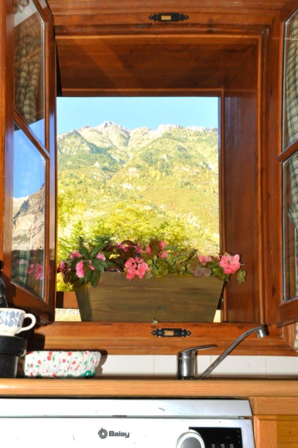 Chardin D'Alto-Apartamentos Chardins Benasque Extérieur photo