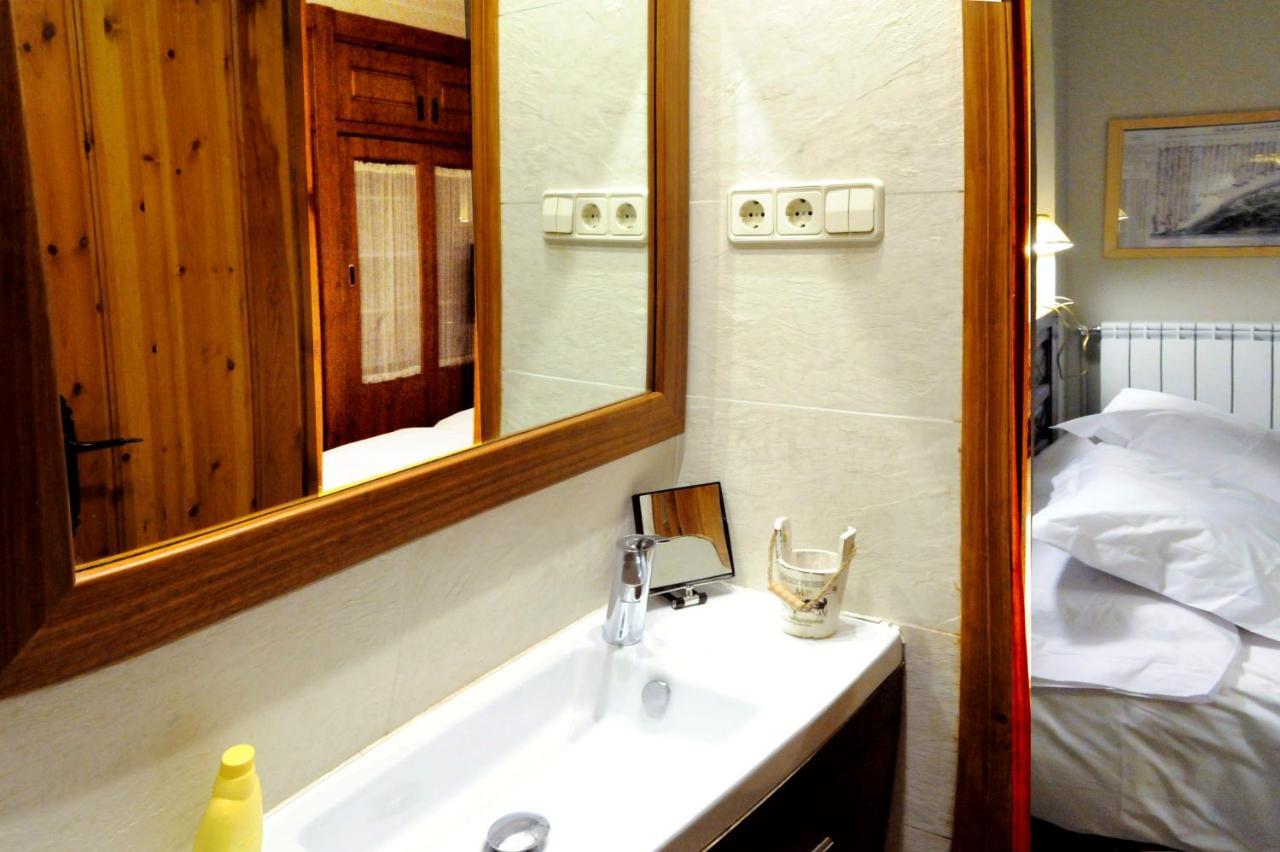 Chardin D'Alto-Apartamentos Chardins Benasque Extérieur photo